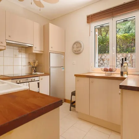 Hideaway 니키아나