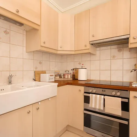 Hideaway Nyaraló Nikiána