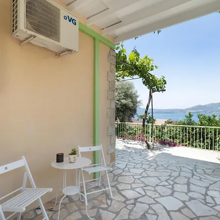 Hideaway Casa vacanze Nikiana